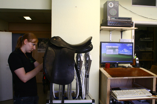 Sattel auf dem Tomax® Pferderückenabbilder HBST+ Digital 